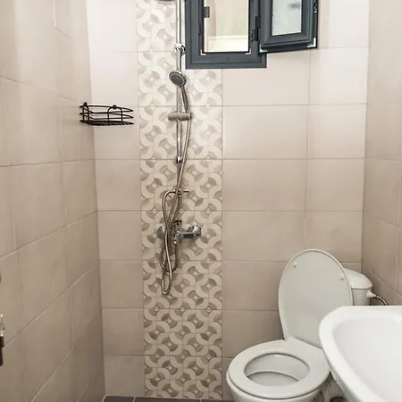 Holiday park еко къщи градина