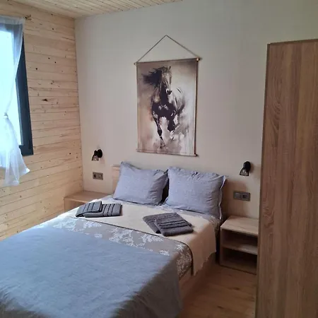 еко къщи градина Holiday park